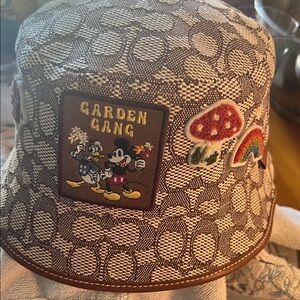 COACH X DISNEY: GARDEN GANG